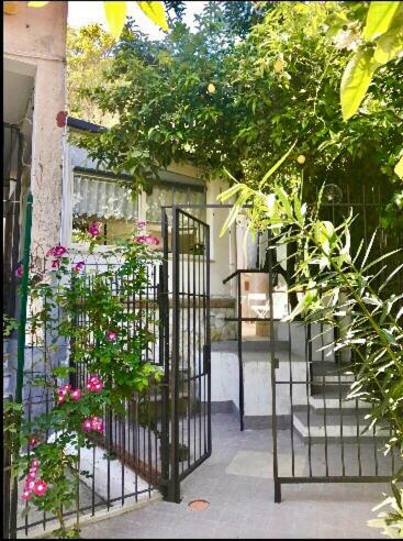 Garden House Apartments In Nápoles Exterior foto
